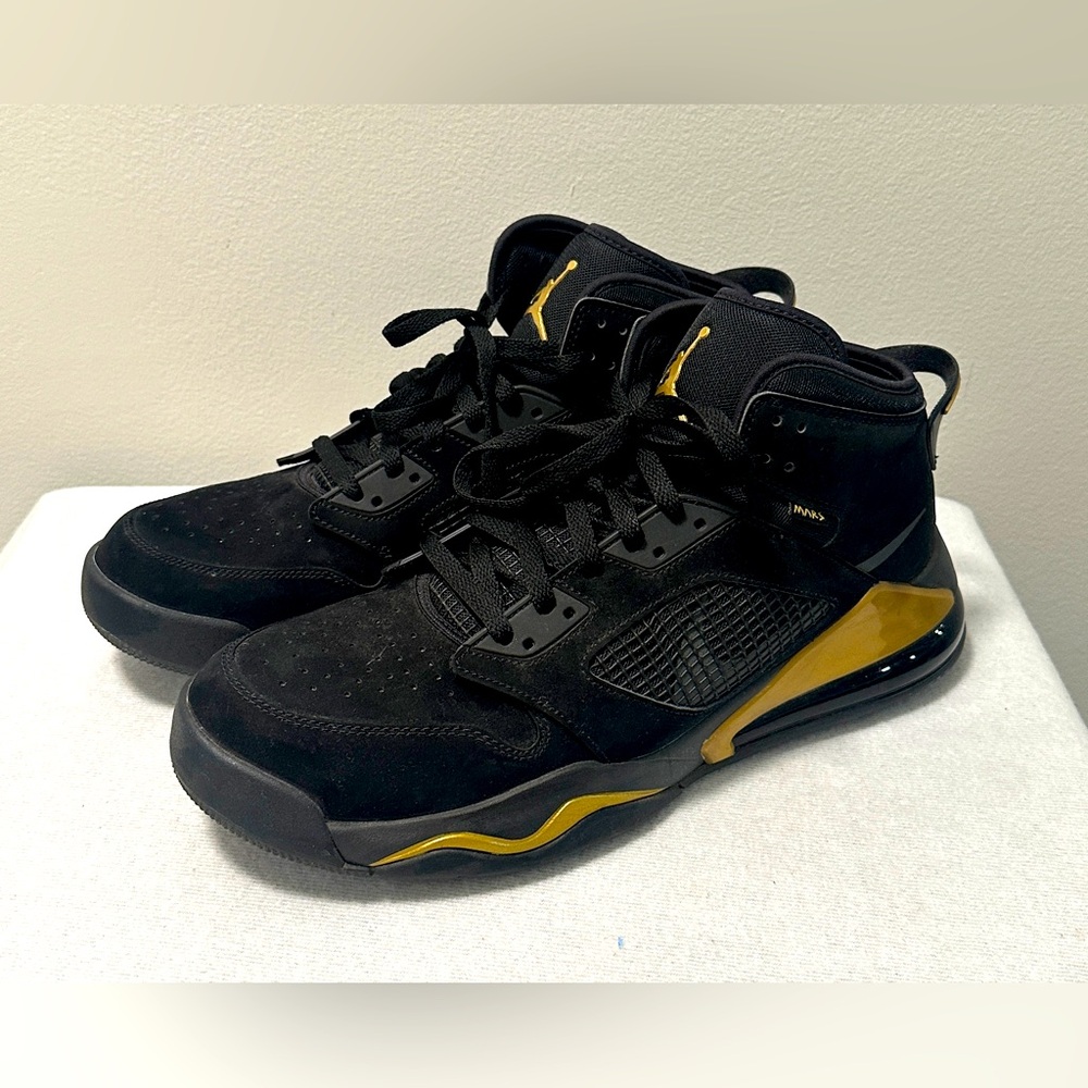 Jordan Men’s Black and Gold Basketball Sneakers